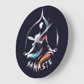 Yoga Instructeur Lotus Meditatie Pose Brushstrokes Grote Klok (Hoek)