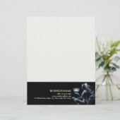 Yoga Instructeur Lotus Meditatie Pose Gloeiende Mi Briefhoofd (Staand voorkant)