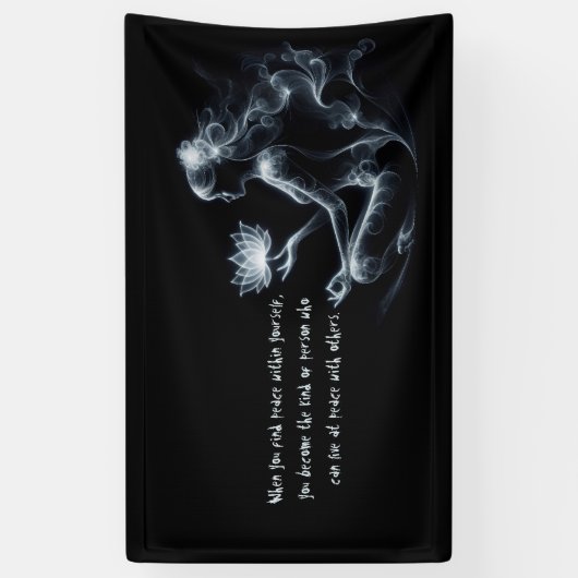 Yoga Instructeur Lotus Meditatie Pose Gloeiende Mi Spandoek (Verticaal)