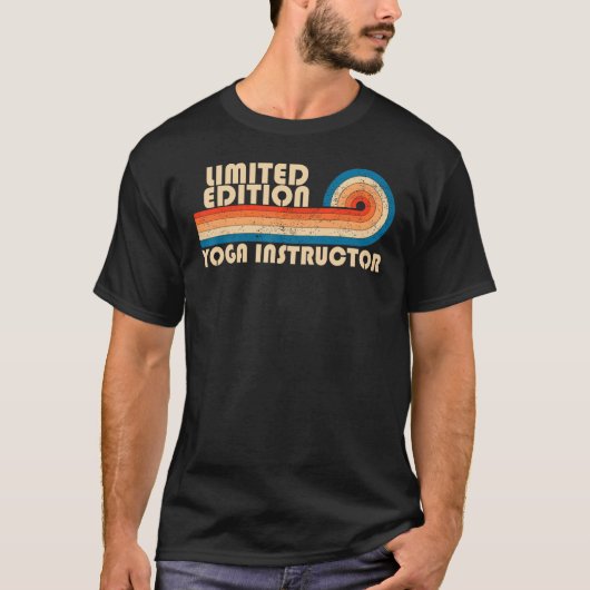 YOGA INSTRUCTOR Funny Job Title Profession Birthda T-shirt (Voorkant)
