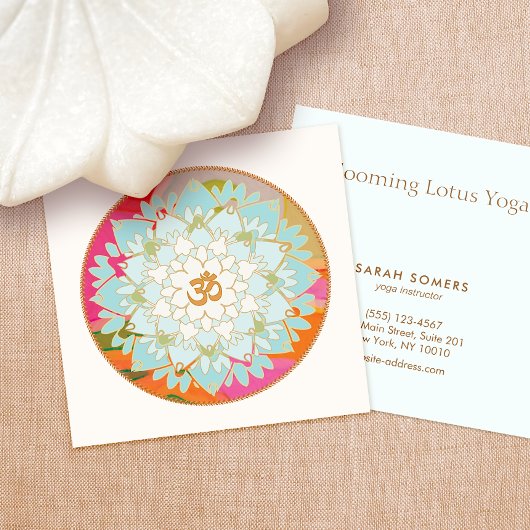 Yoga Instructor Lotus Flower and Om Symbol Vierkante Visitekaartje