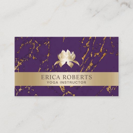 Yoga Instructor Lotus Logo Modern Paars & Gold Visitekaartje (Voorkant)
