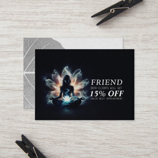 Yoga Instructor Meditatie Pose Gloeiende Mist Lotu Aanbevelingskaartje (Voorkant / Achterkant in situ)