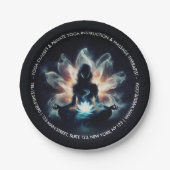 Yoga Instructor Meditatie Pose Gloeiende Mist Lotu Papieren Bordje (Voorkant)