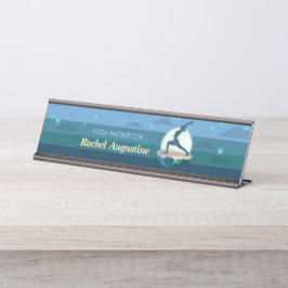Yoga Instructor Meditation Pose Moon Flying Island Bureau Naambordje