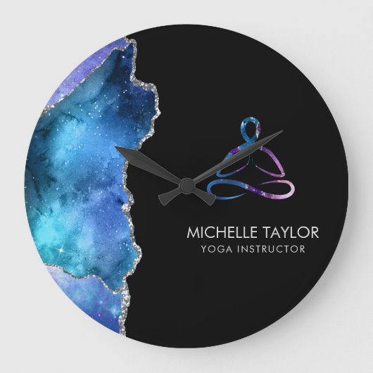 Yoga Instructor Pilates Fitness Modern Nebula Busi Grote Klok (Voorkant)