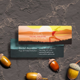 Yoga Instructor Sun Salutation Crescent Moon Pose Mini Visitekaartje