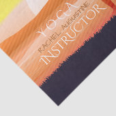 Yoga Instructor Sun Salutation Crescent Moon Pose Tissuepapier (Detail)