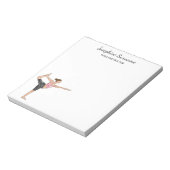 Yoga-instructrice Dancer Pose Docent Aangepaste na Notitieblok (Linkerzijde)