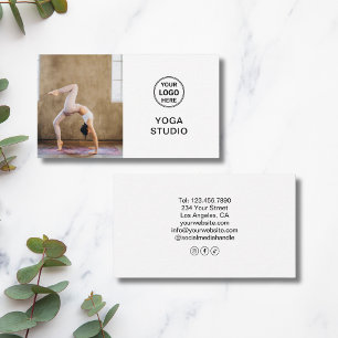 Yoga-instructrice leraar aangepast logo foto wit visitekaartje