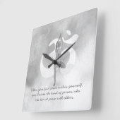 YOGA-instructrice Meditatie Boompositie Om-teken C Vierkante Klok (Hoek)