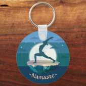 Yoga Instructrice Meditatie Pose Maan Vliegend Eil Sleutelhanger (Voorkant)