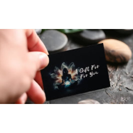 Yoga-instructrice meditatiehouding gloeiende mist  kortingskaartje