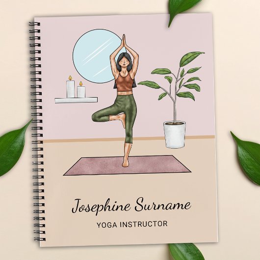 Yoga-instructrice Tree Pose Workout Meisje Aangepa Notitieboek