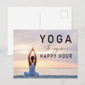 Yoga is mijn happy hour Vrouw die yoga doet Briefkaart (Voorkant / Achterkant)
