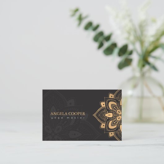 Yoga Master Gouden Bloemen Elegant Monogram Visitekaartje (Staand voorkant)