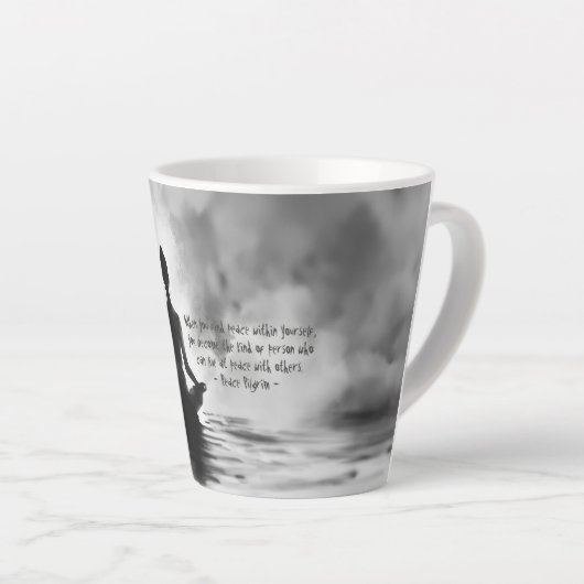 Yoga Meditatie Instructeur Lotus Pose Inkt Schilde Latte Mok (Rechterhoek)