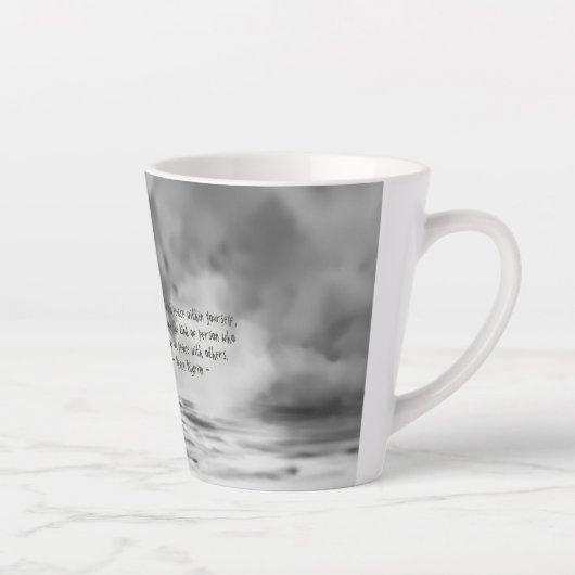 Yoga Meditatie Instructeur Lotus Pose Inkt Schilde Latte Mok (Rechts)