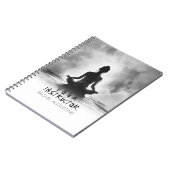 Yoga Meditatie Instructeur Lotus Pose Inkt Schilde Notitieboek (Linkerzijde)