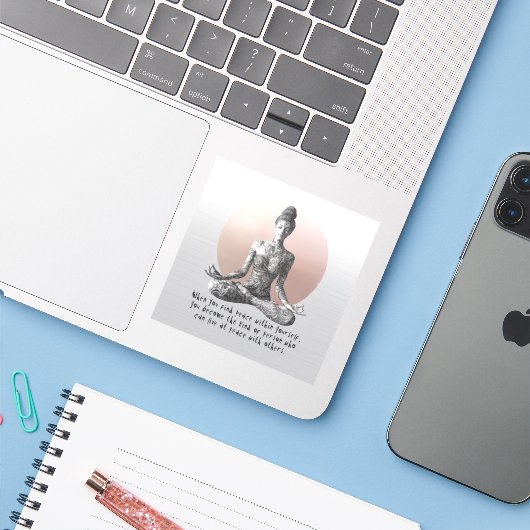 Yoga Meditatie Instructeur Reiki Master Lotus Pose Sticker (Laptop met iPhone)