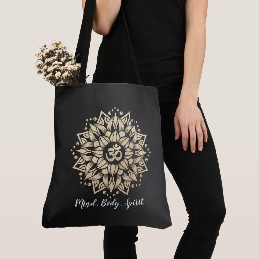Yoga Meditation Instructor Gold Mandala Om Symbol Tote Bag (Dichtbij)