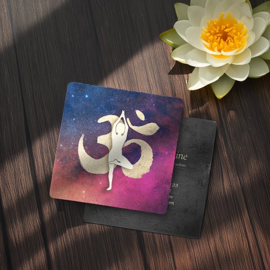 Yoga Meditation Pose Gold OM Symbol Galaxy Nebula Vierkante Visitekaartje