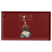 Yoga Moeder met witte waterlelie