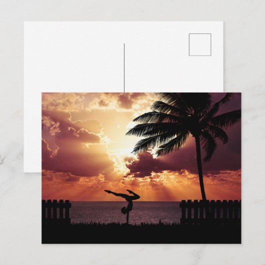 Yoga op het strand op Sunset Briefkaart (Voorkant / Achterkant)