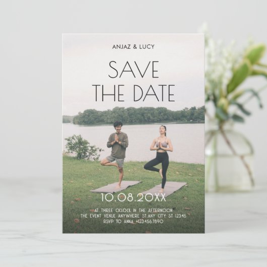 Yoga paar foto bruiloft save the date (Staand voorkant)