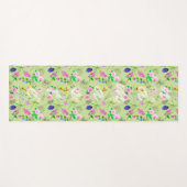 Yoga para mujer con delicadas flores sobre verde yogamat (Voorkant (horizontaal))