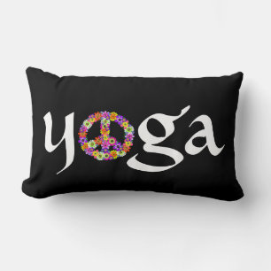 Yoga Peace Sign Floral op zwart Kussen