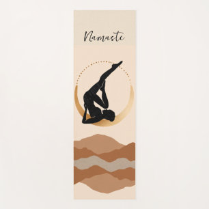 Yoga pose Namaste silhouet gouden halve maan Yogamat
