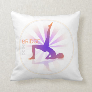 Yoga Pose Pillow (brug pose) Kussen