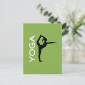 Yoga Pose Silhouette over groene achtergrond Briefkaart (Staand voorkant)