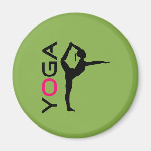 Yoga Pose Silhouette over groene achtergrond Magneet