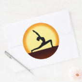 Yoga Pose Vrouw Silhouet Zonsopgang Ronde Stickers (Envelop)