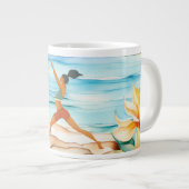 Yoga Position by the beach  Grote Koffiekop (Voorkant rechts)