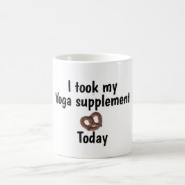 Yoga pretzel supplement koffiemok