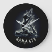 Yoga Reiki Instructeur One-Legged King Pigeon Pose Grote Klok (Voorkant)