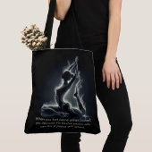 Yoga Reiki Instructeur One-Legged King Pigeon Pose Tote Bag (Dichtbij)