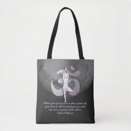 Yoga Studio Instructor Meditation Pose OM-symbool Tote Bag