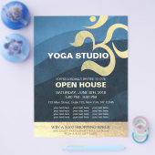 Yoga Studio Meditatie Instructeur Om Open Huis Fl Flyer (Enkel)