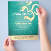Yoga Studio Meditatie-instructeur Om Open Huis Flyer (Hand)