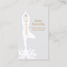 Yoga Teacher, Tree Pose met Roots en Chakras