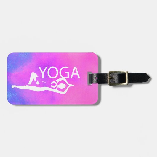 Yoga Tree Pose Asana Figuur Roze Paarse bagage Ta Bagagelabel (Voorkant horizontaal)