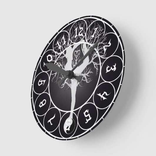 Yoga Tree Ronde Klok (Hoek)