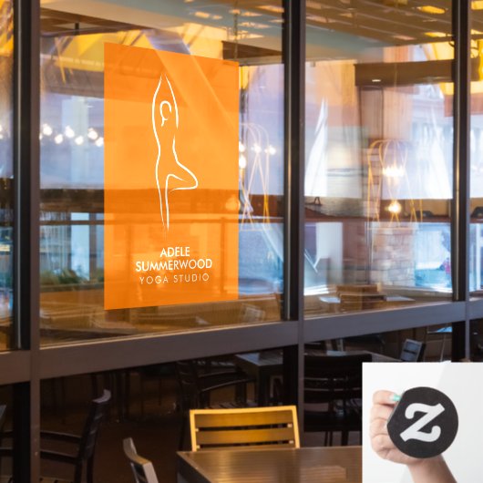 Yoga Vrksasana Line Art Symbol op Oranje Raamsticker (Restaurant Raam)