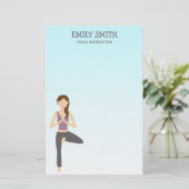 Yoga Woman in Tree Pose Yoga Instructor Briefpapier (Staand voorkant)