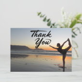 Yoga Women on Sunset Background - Hartelijk dank Bedankkaart (Staand voorkant)