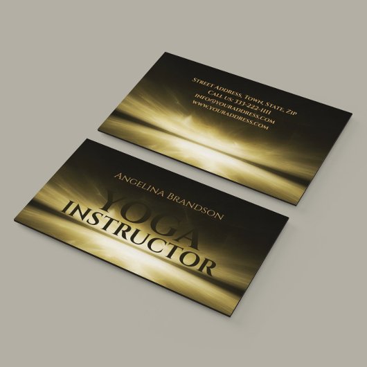 Yogaleraar achter de Horizon Light Kaart Visitekaartje